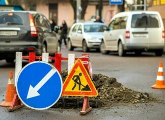 The 3 safety signs every business needs to know about safety signs